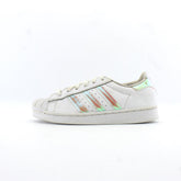 ADIDAS .