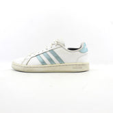 ADIDAS .