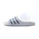 ADIDAS .