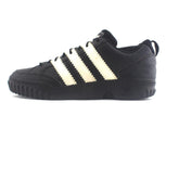 ADIDAS .