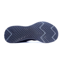 NIKE REVOLUTION 5