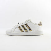 ADIDAS .