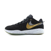 NIKE LEBRON 20