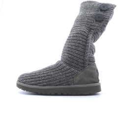 UGG .