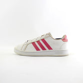 ADIDAS .