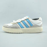 ADIDAS COURTIC