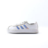 ADIDAS .