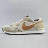 NIKE VENTURE RUNNER