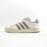 ADIDAS .