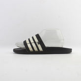 ADIDAS .