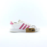 ADIDAS .