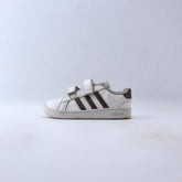 ADIDAS .