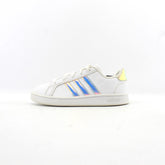 ADIDAS .