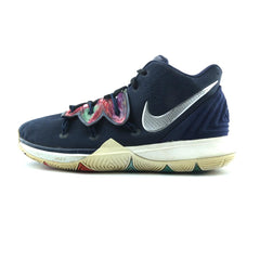 NIKE KYRIE 5