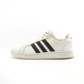 ADIDAS .