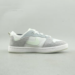 NIKE  SB DUNKS ALLEYOOP
