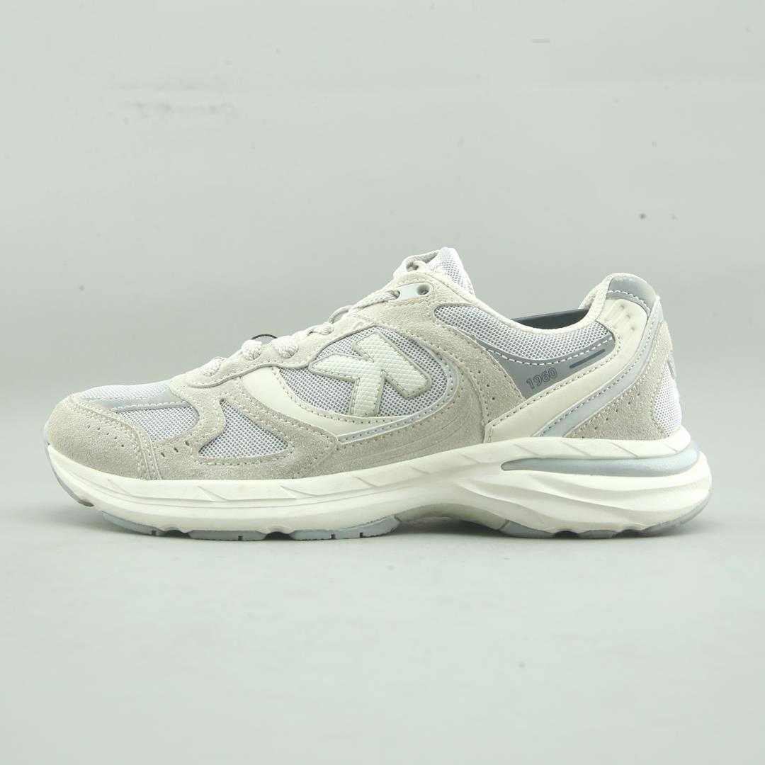 KELME  .