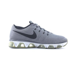 NIKE  AIR MAX TAILWIND 8