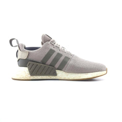 ADIDAS  NMD R2