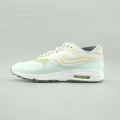 NIKE  AIR MAX 1 ULTRA 2.0