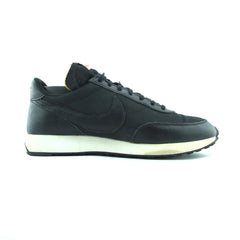 NIKE  AIR TAILWIND 79 SE
